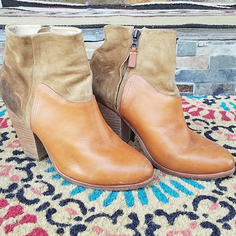 Boots - Picture 2 of 3